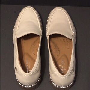 Jayli Cream Moccasin-Style Flats